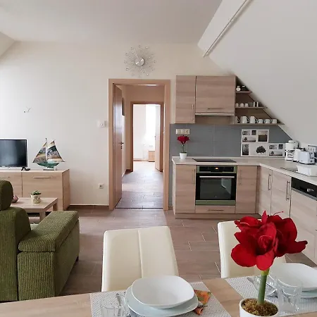 Apartment Silver